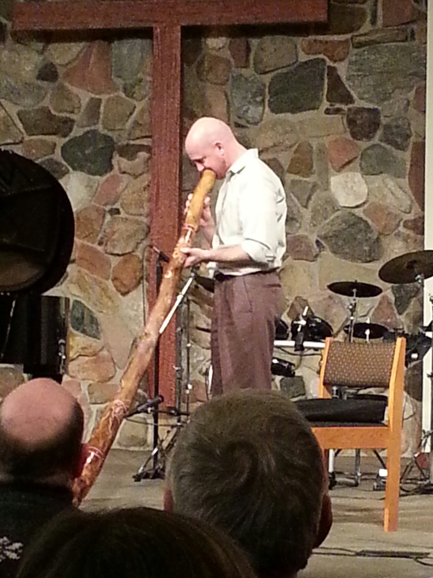 Doug Powell, Playing the Didgeridoo